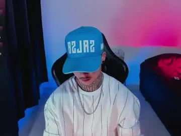 777_stefantransmen on Chaturbate 