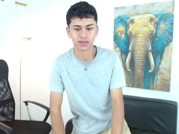 7alan — Hi love pm  Goal :Cumshow CUM PVT 250  #18  #young #skinny #cum #ass [348 tokens remaining]