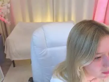 _b00bss_ — ! | Goal: sensual topless dancing  | Hello there, i'm Jess #new here, i have #bigboobs and #bigass im #bbw #natural girl [303 tokens remaining]