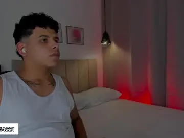 Freechat _e_m_m_a_1 on Chaturbate