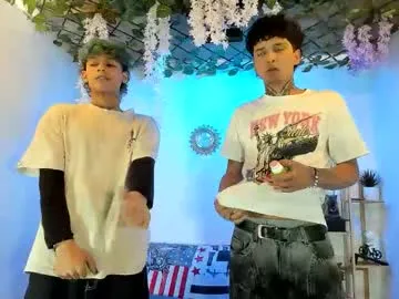 alexandluke1 — kiss hot long and french [100 tokens remaining]