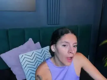 Freechat aliceandsia on Chaturbate