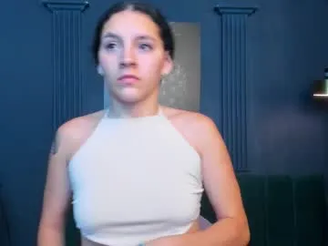 Freechat aliceandsia on Chaturbate