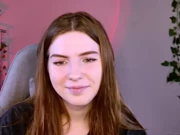 Freechat aliceinredsquare_ on Chaturbate