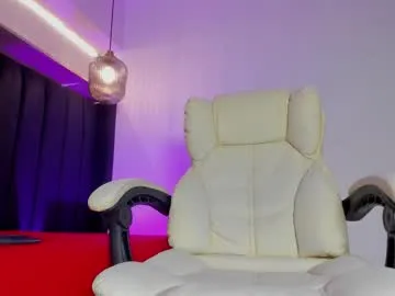 Freechat allisonroberts_ on Chaturbate