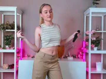 Freechat alyshaperkowski on Chaturbate