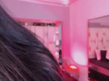 Freechat angelineheet on Chaturbate