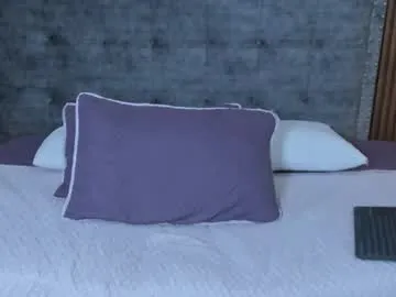 apolo_moon18 — GOAL: SHOW CUM IN PUBLIC [600 tokens remaining] Make yourselves comfortable, I promise it'll be worth staying  #Muscle #cum #new #latino #twink