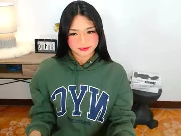 Freechat ava_lux on Chaturbate