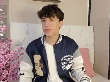 Freechat axel_evanss on Chaturbate