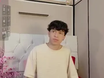 Freechat axel_evanss on Chaturbate