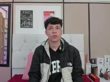 Freechat axel_evanss on Chaturbate