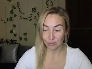 ay_kiss_jully — GOAL: put on stockings and panties [44 tokens left] # smile #new #nonude #shy #natural #feet #muscle # fit #