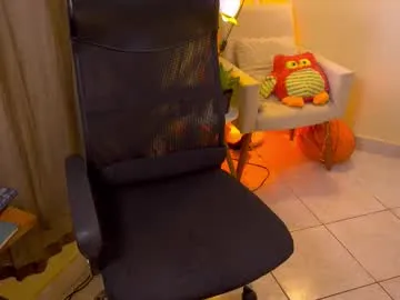 bluemysticlady — Im chilling, you do the flow, I seem quiet, until you start with me ||Special command. 89  107 152  251  // Goal: cum  [80 tokens left] // #pantyhose  #muscle #bigclit  #ebony #bigass