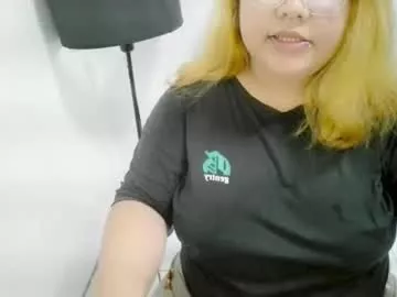 bombastic_darla on Chaturbate 
