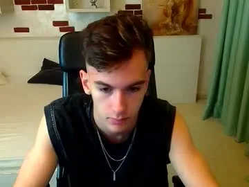 Chaturbate bradyflint is Freechat bradyflint — Welcome to my room! - Repeating Goal: CUM SHOW !! - #18 #bigcock #muscle #new #young