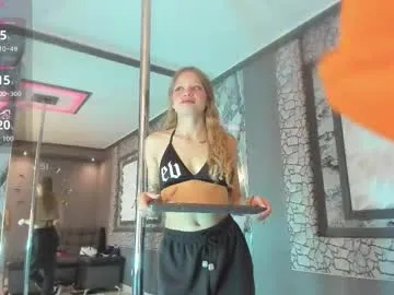 brianna_bondd — GOAL: Out top Hello guys welcome to our naughty show let's enjoy this moment #blowjob #skinny #lovense #feet #blonde