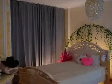 Freechat burnletitallburn on Chaturbate