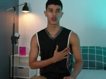 Freechat busterspinter on Chaturbate