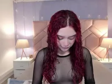 Freechat camilarivers on Chaturbate