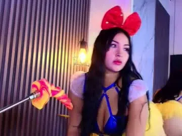 Freechat cherry_blossom18_ on Chaturbate