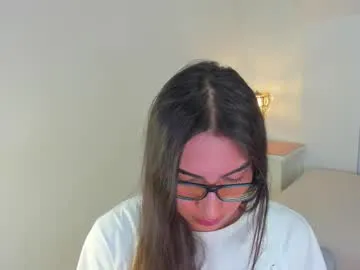 Freechat cherrylady2 on Chaturbate