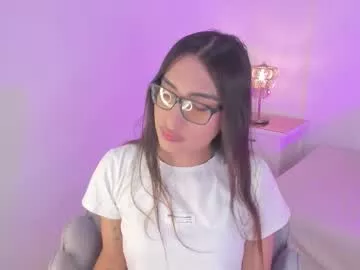 Freechat cherrylady2 on Chaturbate