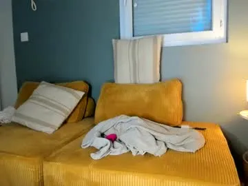 Freechat chillwithcamii on Chaturbate