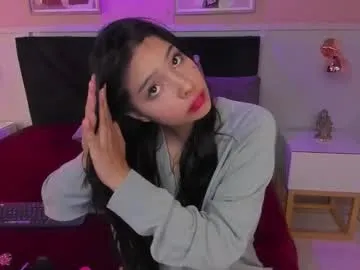 chloe_watson_ — GOAL: Massage boobs close to cam  [164 tokens remaining] Hello, how are you today, look, my pvt includes oil show, cum show, semen, sensual dance and blowjob. The extras are riding anal plug, squi