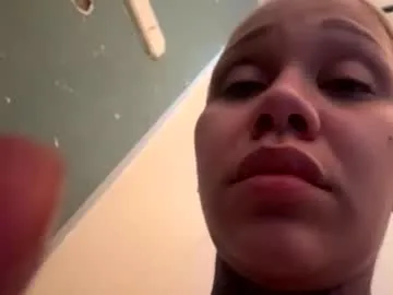 clairecumming69 — Naked n wild  [300 tokens remaining]