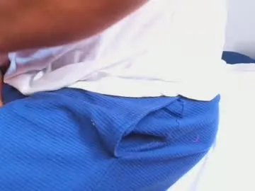 couplelove543 — Double Penetration [700 tokens left] hi, welcome to our room come and enjoy this show  #cock #cum #anal #squirt #pussy