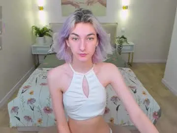 crystalluna__ — spank lil ass  HELLO. I am a sexy nymphYou will achieve nirvana thanks to me #smalltits #bigpussylips #skinny #hairy #blonde [55 tokens remaining]