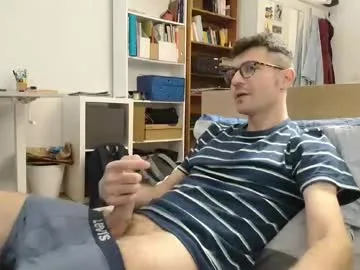 Freechat dantheman233 on Chaturbate