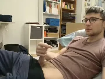 Freechat dantheman233 on Chaturbate