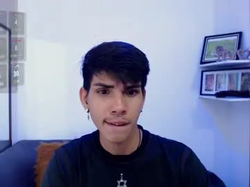 david_925_ — GOAL: Naked + Oral+ Dildo with condensed milk [80 tokens remaining] WelCUM guys!Tip menu is active /tipmenu to see it #latino #bbc #feet #bigdick #18