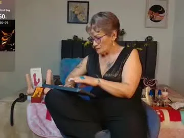 devora_mature65 — Hey can you make me horny? - Goal: Slap tits and shake them x10 min [210 tokens left] #bigboobs #granny #mommy #milf #mature