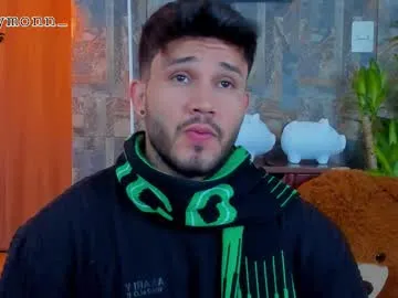 Freechat deymon_scott on Chaturbate