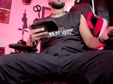 drako_kingx — GOAL: CUM SHOW!  [0 tokens remaining] I'm in charge here, understood?  #monstercock #feet #master #goth #muscle