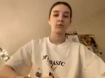 Chaturbate edlinhazleton is Freechat edlinhazleton — GOAL: show my legs