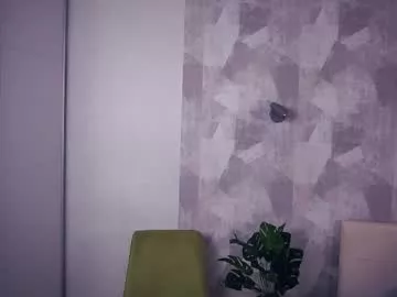 Freechat elwynaeddie on Chaturbate