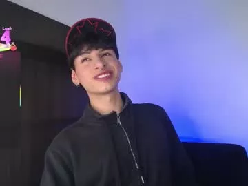 Freechat ezra_storm on Chaturbate