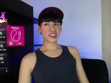 Freechat ezra_storm on Chaturbate