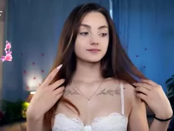 Freechat falineellson on Chaturbate