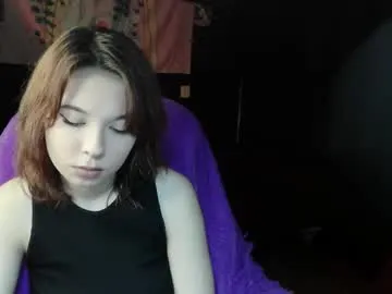 fetishistbitchwants — please me and chat with me) #natural #18 #new #young [270 tokens remaining]