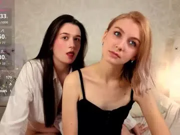 Freechat garden_flower on Chaturbate