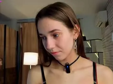 Freechat geniafrend on Chaturbate