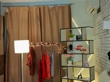 Freechat geniafrend on Chaturbate