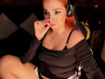 giabrook — GOAL: Show Ass [6 tokens remaining] Welcome to my room! #bignipples #squirt #mommy #latina #anal