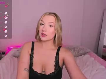 hollyylee from Chaturbate