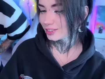 Freechat i_died_again on Chaturbate